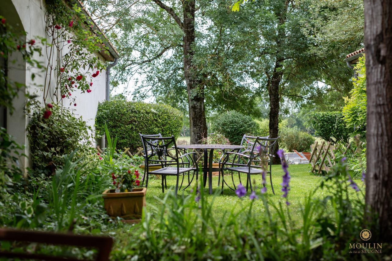 Hotel Moulin Du Val De Seugne Mosnac  Zewnętrze zdjęcie